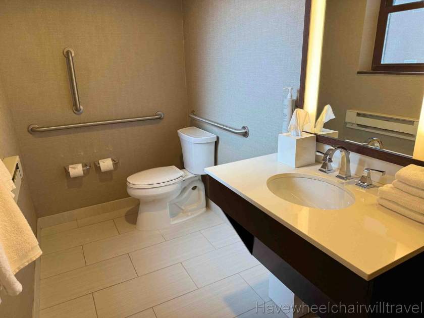 Hilton Chicago Hotel review - Have Wheelchair Will Travel