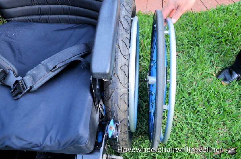 Comparison of BJ's regular wheels and the off-road wheels