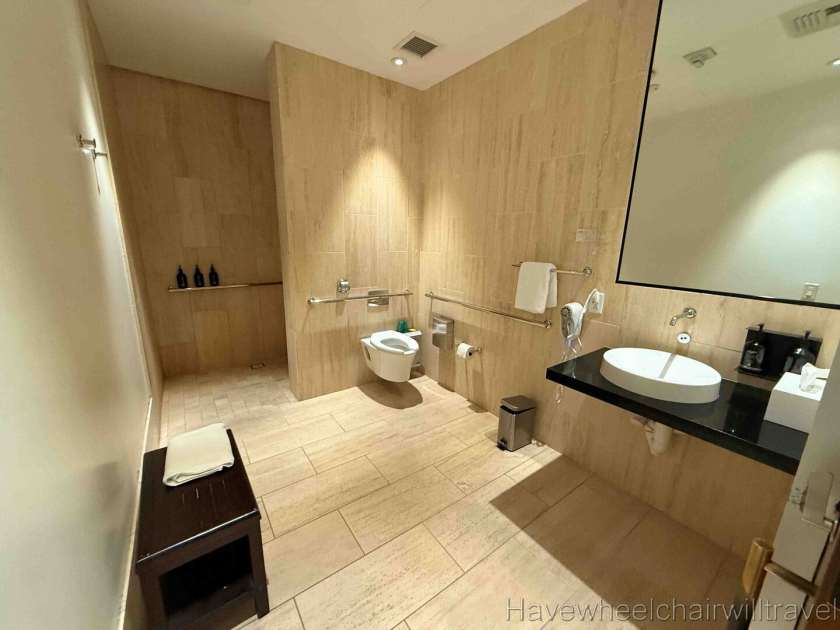 Qantas Business Class Lounge LAX review - Have Wheelchair Will Travel