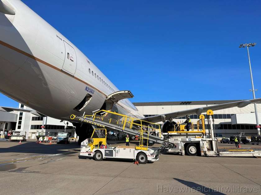 Air travel for wheelchair users explained - United Airlines - Have Wheelchair Will Travel