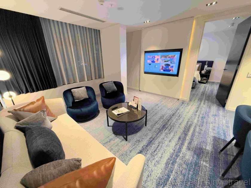 W Hotel Darling Harbour review - Have Wheelchair Will Travel