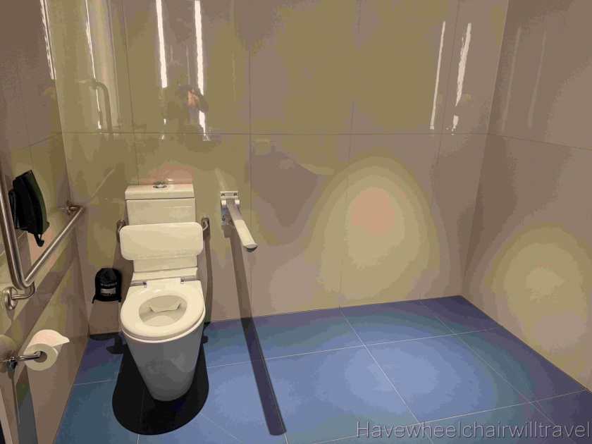 W Hotel Darling Harbour review - Have Wheelchair Will Travel